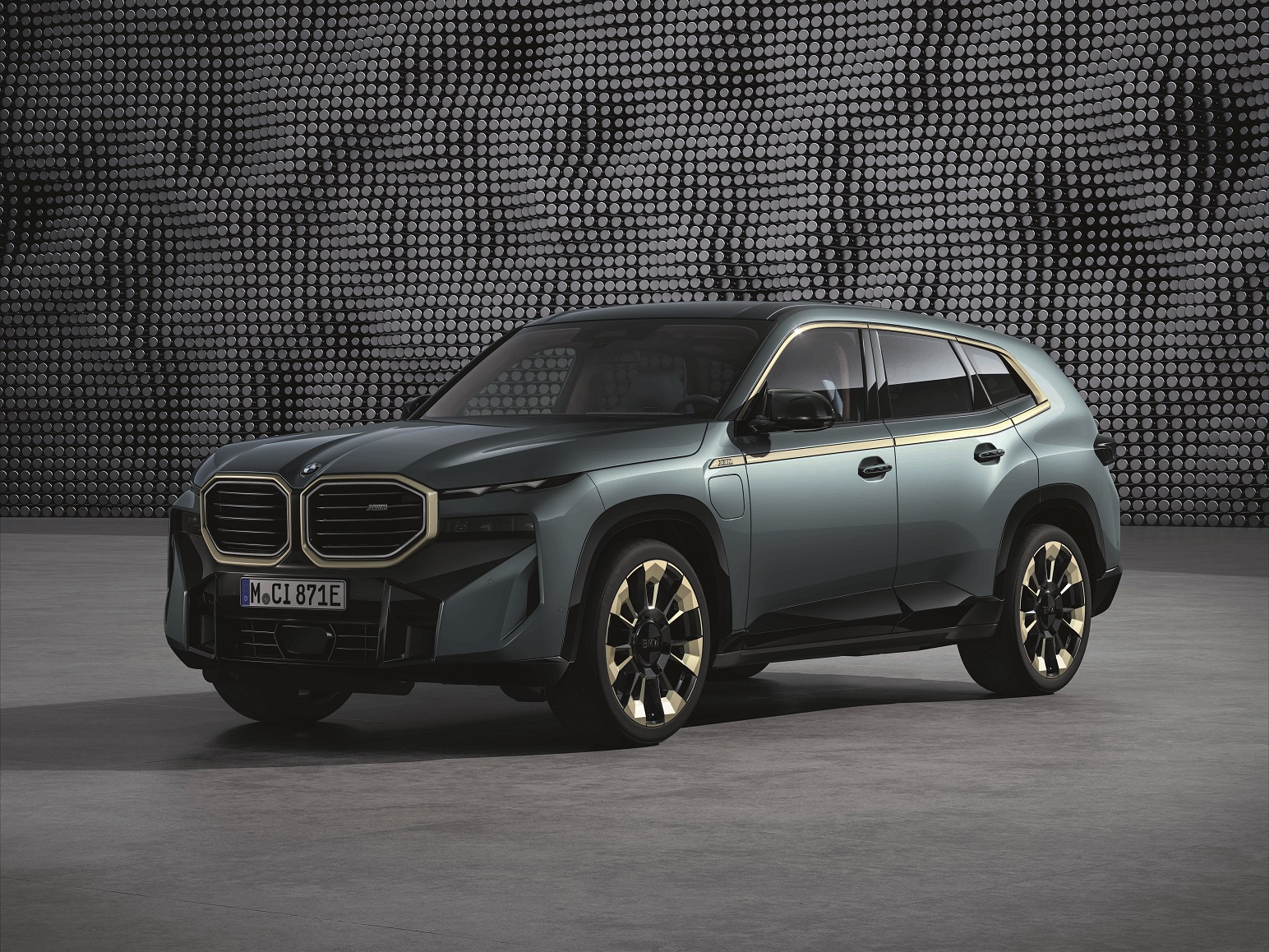 BMW-XM-11TY-TAI-VIET-NAM